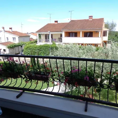 Alenka - With Balcony アパート *